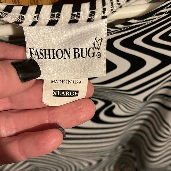 NWOT Zebra print off one shoulder shirt - Picture 3 of 3